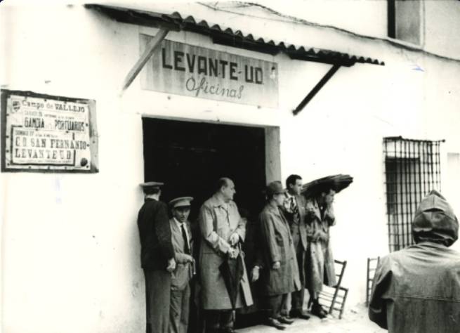 1941–1962：莱万特体育联盟，迈向西甲的漫长征程